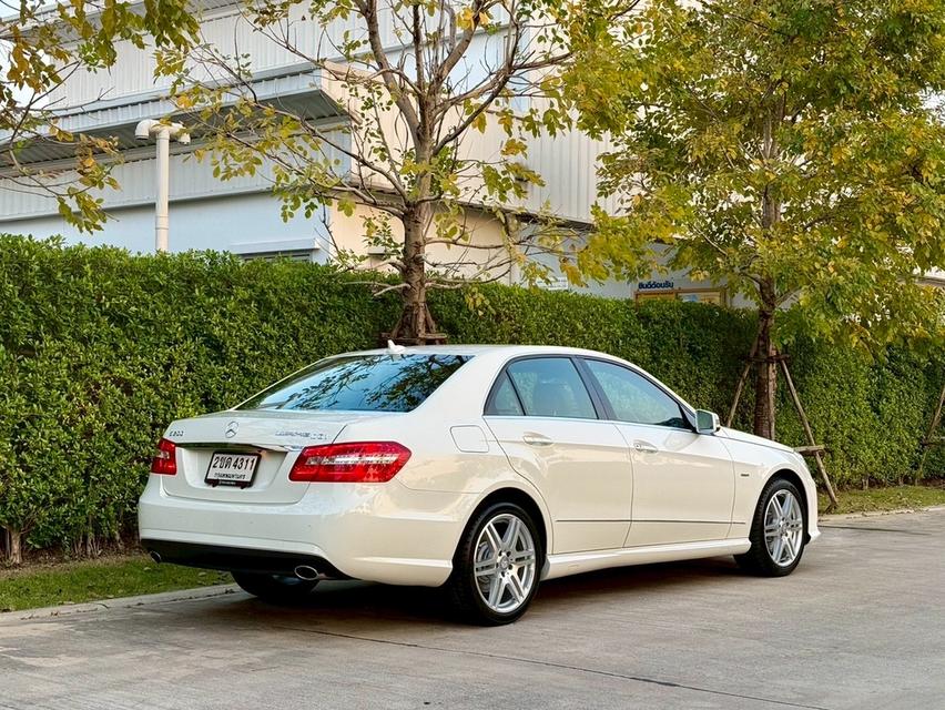 รหัสรถ AP4311 Mercedes-Benz #e200 #w212  ปี 2012 ชุดแต่ง AMG รอบคันจากโรงงาน สีขาว  8