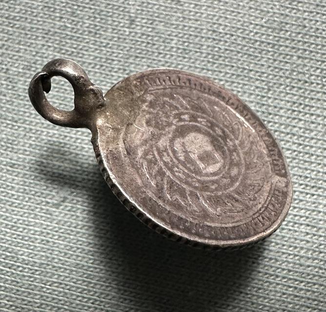 เหรียญเงิน สมัยรัชกาลที่ 5 ตราพระมหามงกุฎ-ช้างในวงจักร(มีรอยจารเก่าเดิม ไม่ทราบคณาจารย์) รูปที่ 6