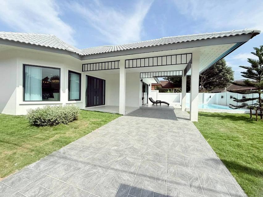 For rent pool villa Pattaya nearly Tara International school 8
