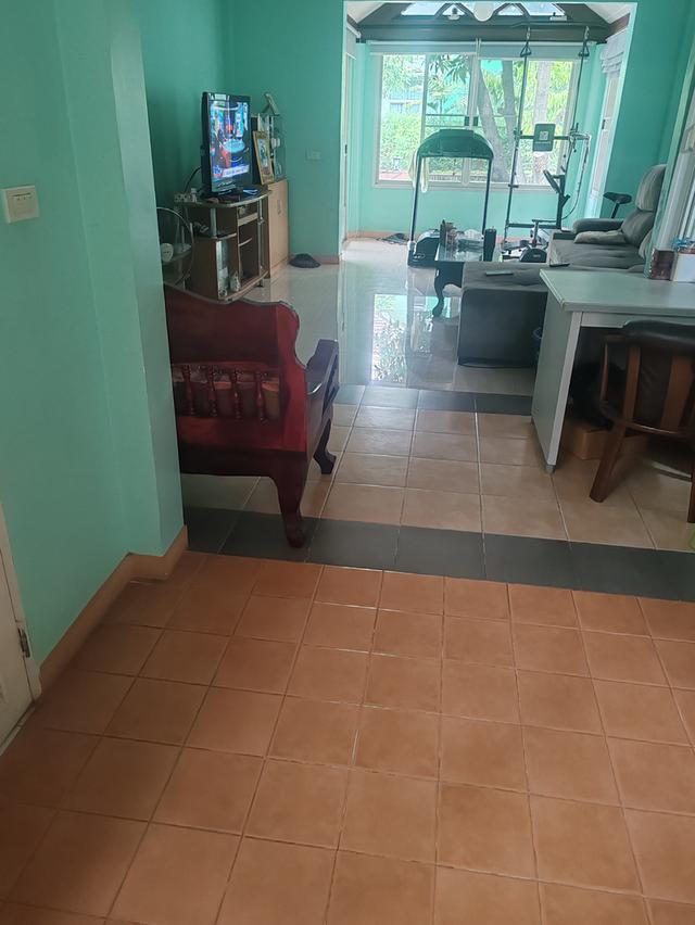 หมู​่บ้านโฮมเพลส​รังสิต 4