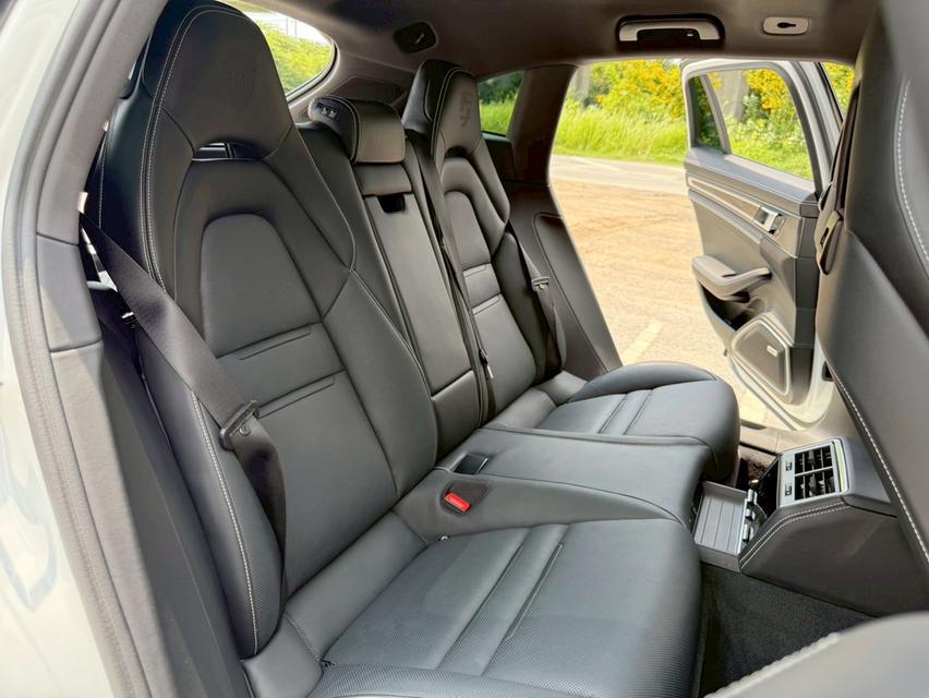 PORSCHE PANAMERA 2.9 4E-HYBRID SPORT TURISMO 2022 19