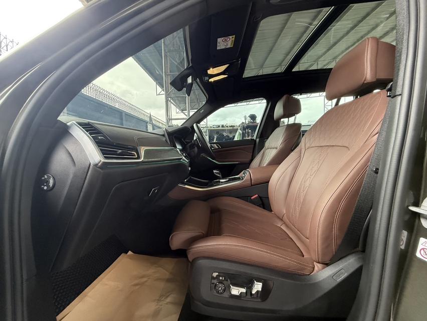 ปี2024 #BMW X5 3.0d M SPORT G05 สี Manhattan Metallic ภายในสี Coffee รูปที่ 12
