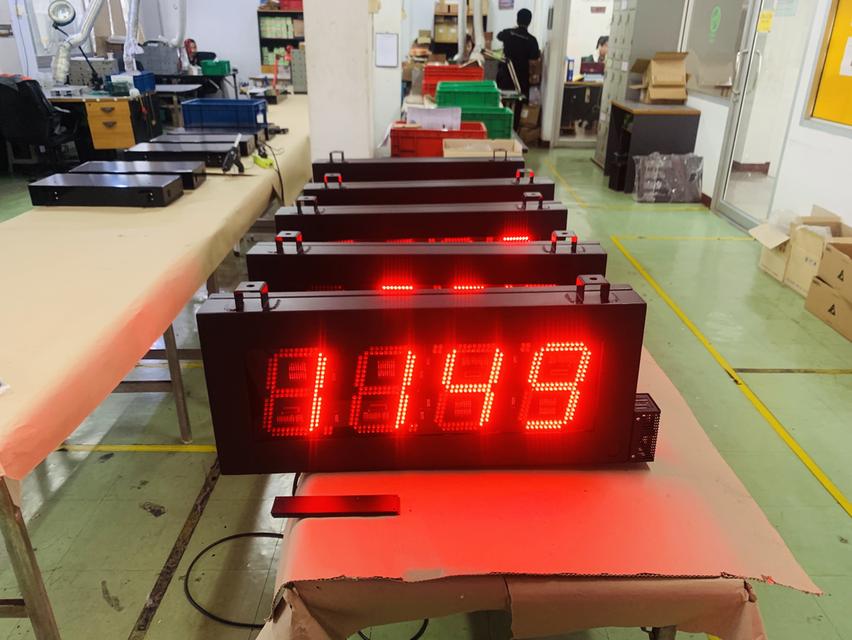 นาฬิกาดิจิตอล ติดกลางแจ้ง