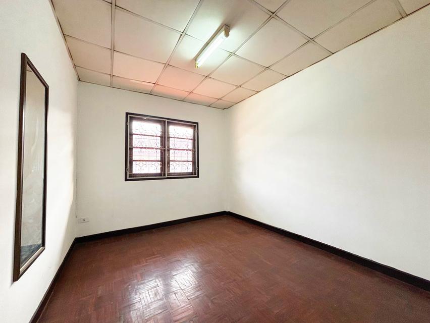 หมู่บ้านการเคหะ1 ซ.เคหะ 1/1 ถ.โรจนะ ต.หันตรา อ.อยุธยา จ.พระนครศรีอยุธยา 14