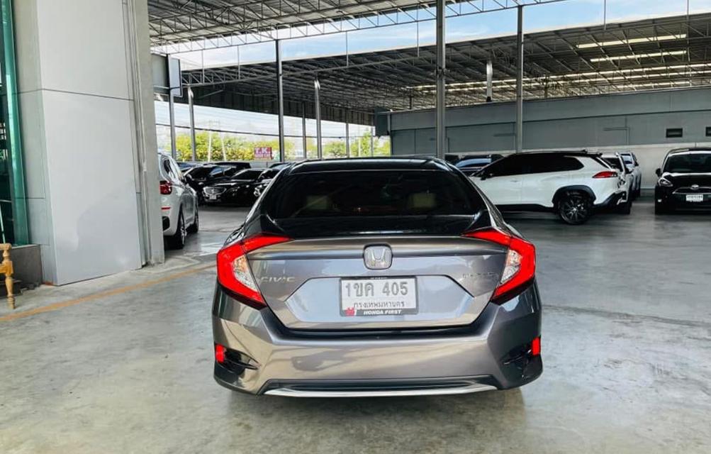 Honda Civic ปี 2020 สีเทา 2