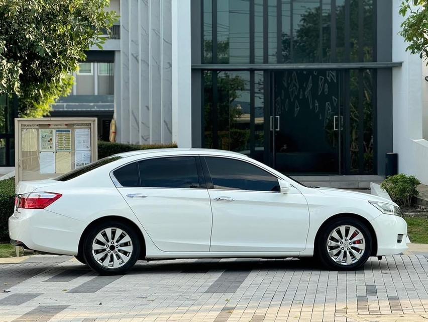 Honda Accord ปี 2013 4