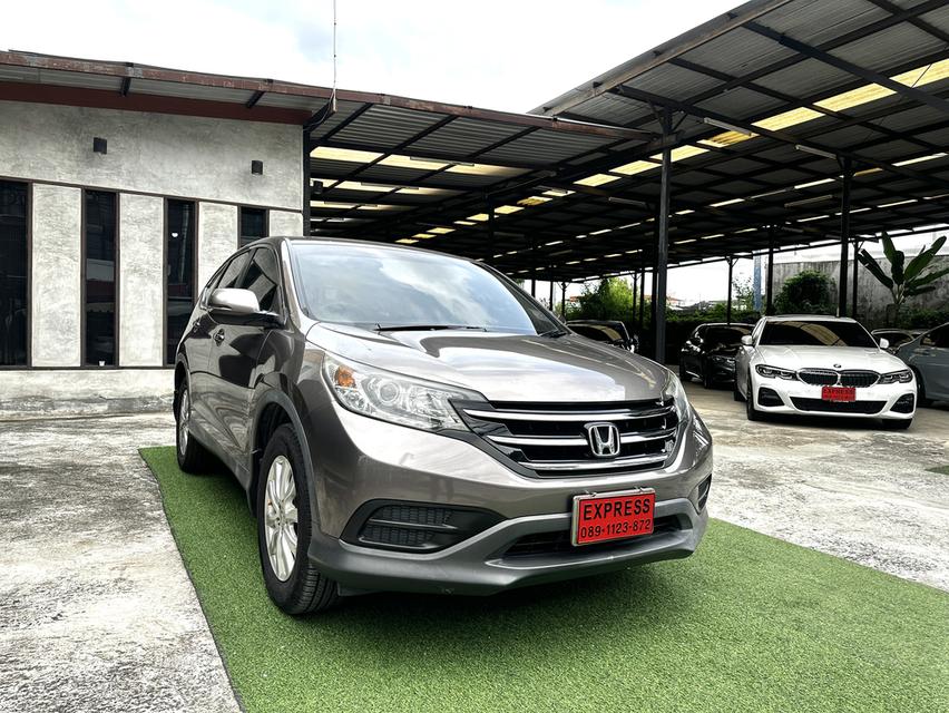 HONDA CRV 2.0s ปี2013/14 รถมือเดียว ดูแลดี ยางล้อเปลี่ยนใหม่ ปี25