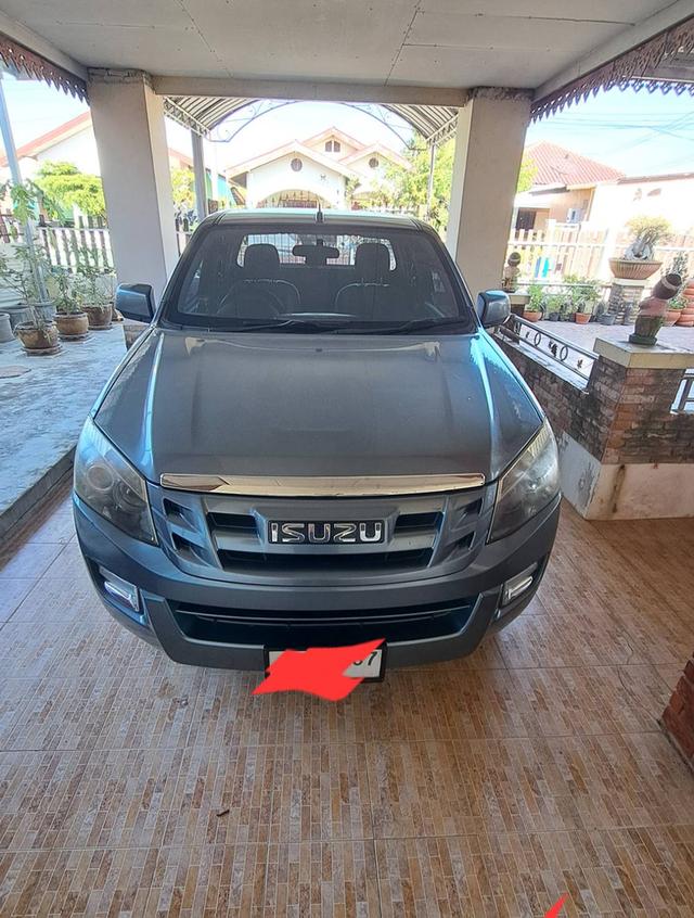 ริีถยนต์ อีสุสุ ออลนิล แคป ปี 2014 