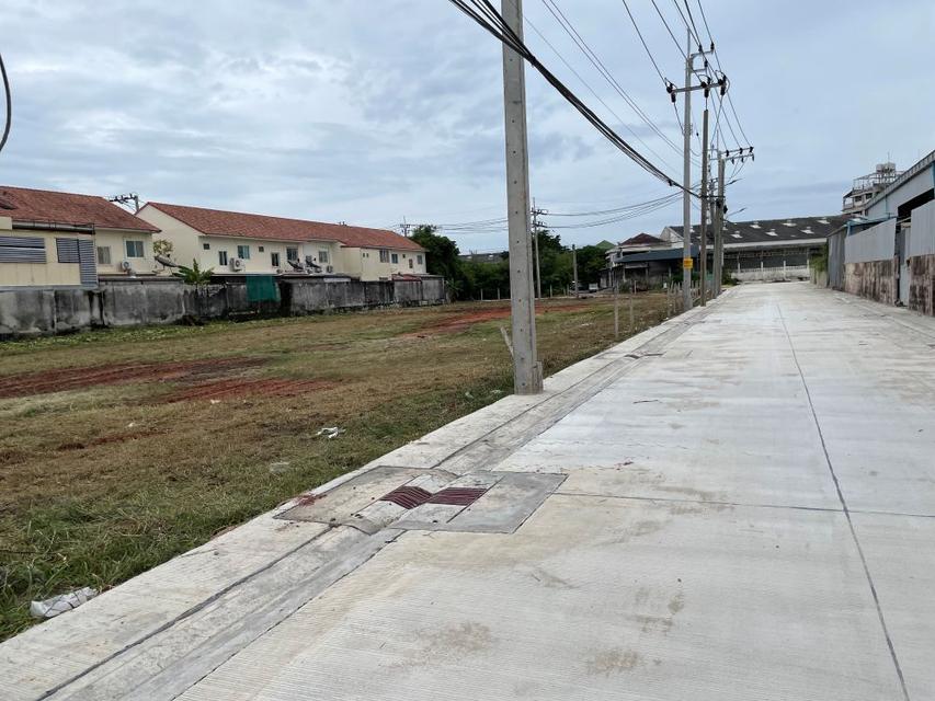 ขายที่ดินถมแล้ว แปลงสวย ขนาด 608 ตรว. ติดถนน 2 ด้าน บางกะดี่ 19 แยก 8 และ เทียนทะเล 20 แยก 14 ใกล้ถนนวงแหวนกาญจนาภิเษก