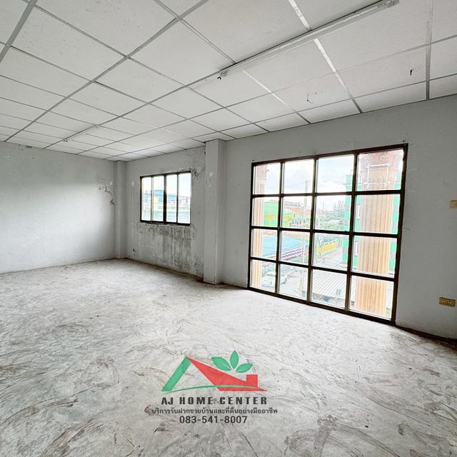 ขายตึก3ชั้นพร้อมโกดัง ขนาด145.8ตรว. หลังมุม โครงการแลนด์ แอนด์ แฟคทอรี่เฮ้าส์ ซ.เพชรเกษม95 11
