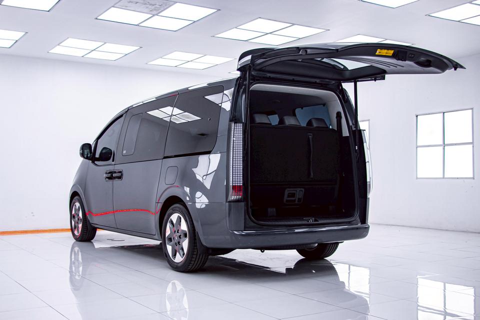 รหัสรถ 5B651 STARIA 2.2 SEL 2022