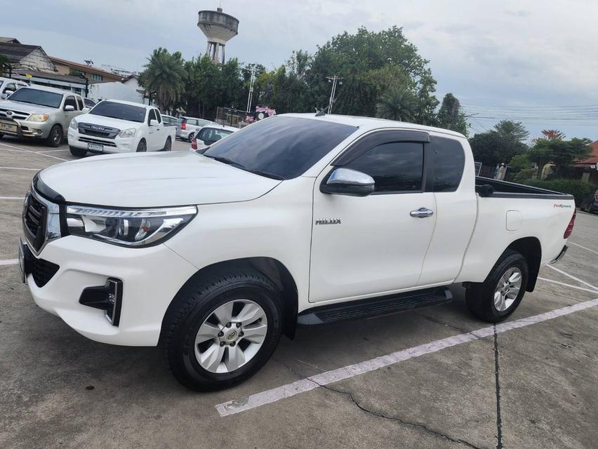 TOYOTA HILUX REVO 2.4 SMART CAB Prerunner E ปี 2562 สีขาว 2