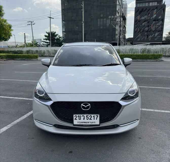 MAZDA 2 1.3 Sport S Leather เกียร์ Auto สีขาวมุกพรีเมียม (Snowflake White Pearl) ปี 2022 แท้