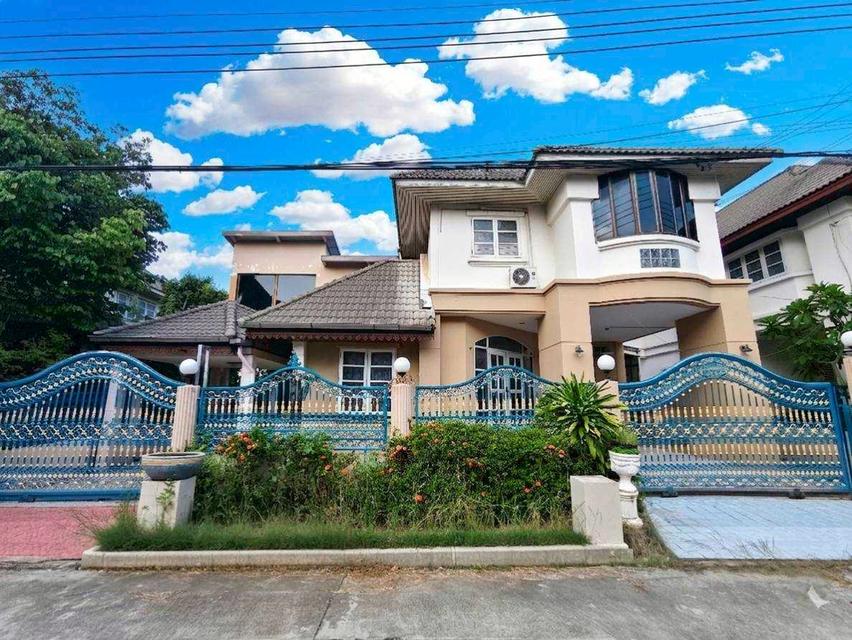 ขายบ้านเดี่ยว 2 ชั้นโครงการบ้านสราญวงค์ พาร์ค สายใหม บ้านตำแหน่งดีติดถนนเมน หลังบ้านไม่ชนใครใกล้แหล่งรวมร้าน ช้อปปิ้ง 1