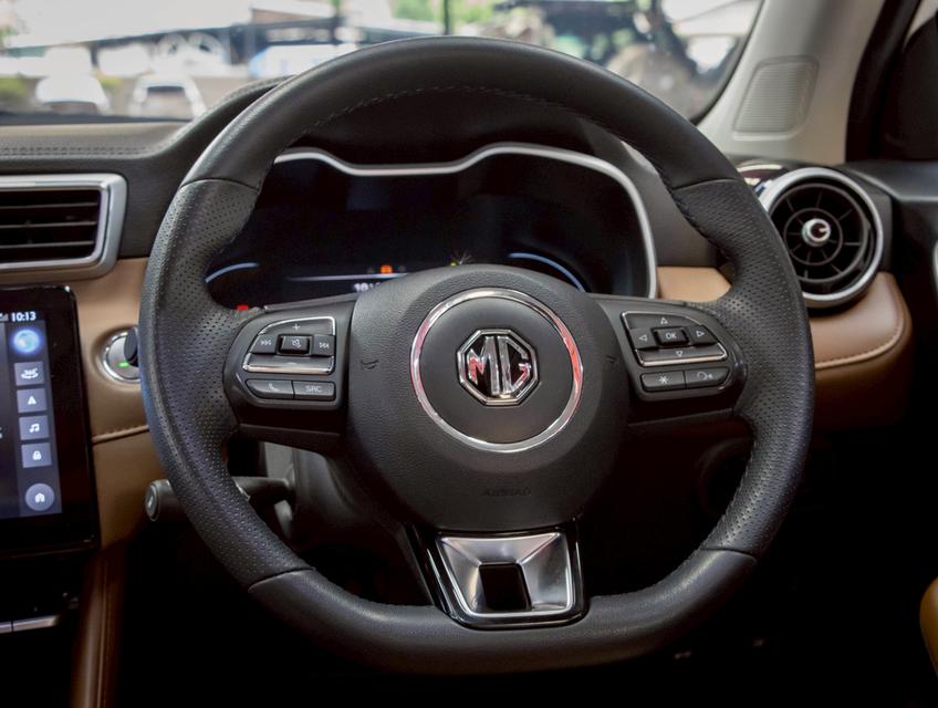 MG ZS 1.5 X+ SUNROOF 2021 7