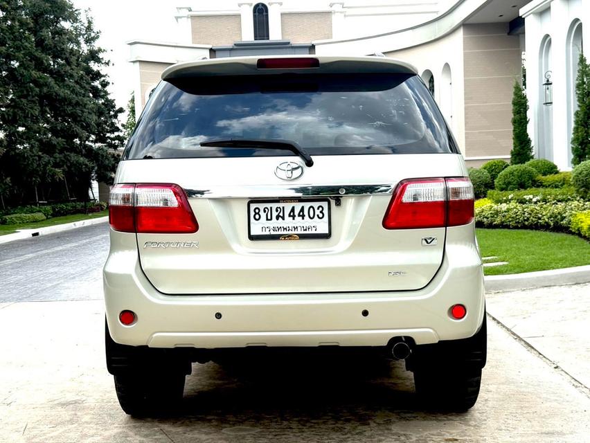 TOYOTA FORTUNER 3.0V ปี 2010 รูปที่ 8