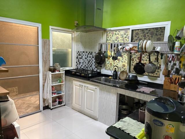 ขายบ้านแฝด....สไตล์บ้านเดี่ยว  2 ชั้น  ตกแต่งต่อเติมบางส่วนพร้อมเฟอร์นิเจอร์   หมู่บ้านรัชชา5 ถนนบางใหญ่-บางคูลัด ใกล้เซ็นทรัลเวสเกต  4
