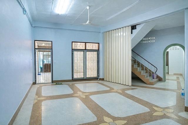 5 นอน 3 น้ำ 18 ตร.วา. 288 ตร.ม. ถ.พระราม3 ซ.สาธุประดิษฐ์ 52-60 BRT วัดดอกไม้ 1.0 กม.อาคารให้เช่า 4 ชั้น รีโนเวทใหม่ ฟังก 2