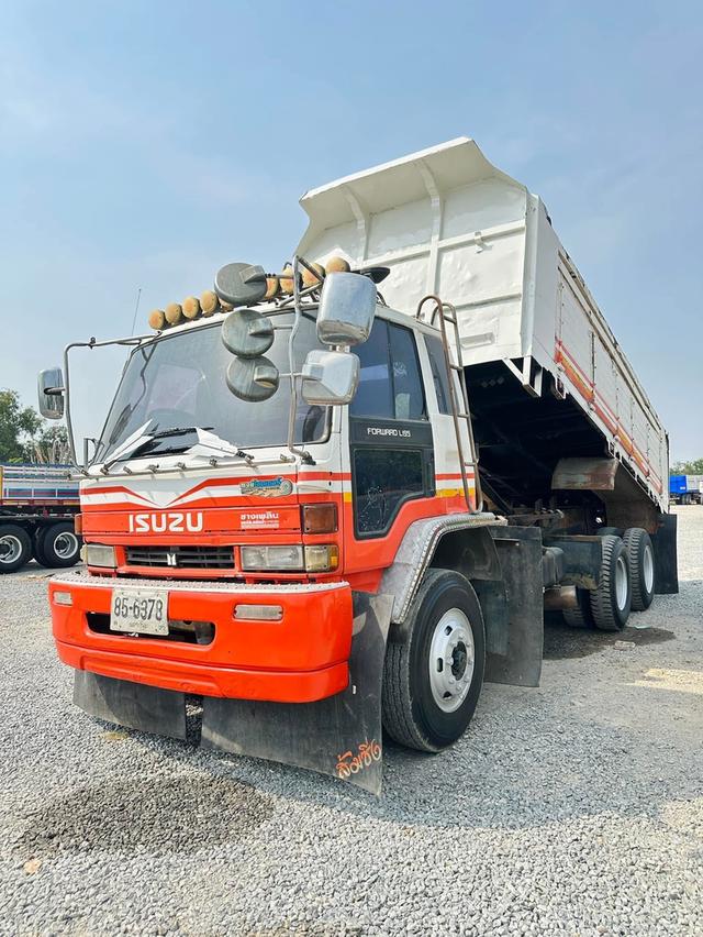 ขาย 10 ล้อดั้มพ์ 2 เพลา ISUZU ROCKY 270 แรงม้า 2