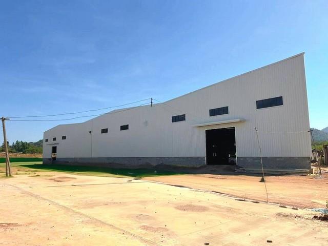 ให้เช่าโรงงานโกดังบ้านบึงชลบุรี มีขนาด 6,000-10,000 ตรม พื้นที่สีเหลือง ทำใบอนุญาตได้ ห่างท่าเรือแหลมฉบัง 50 กม. 5