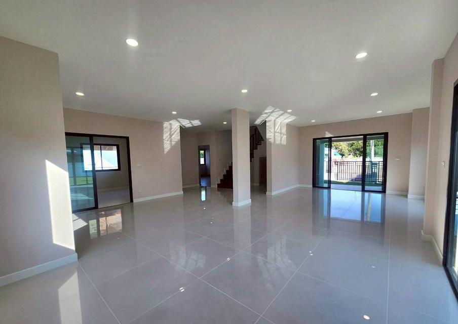 ขายบ้านมือสองตกแต่งใหม่ คุณภาพแบรนด์ LH โครงการ ชลลดา บางบัวทอง(Chonlada Bangbuathong) ใกล้เซ็นทรัลเวสต์เกต และรถไฟฟ้าสายสีม่วงสถานีบางพลู 8