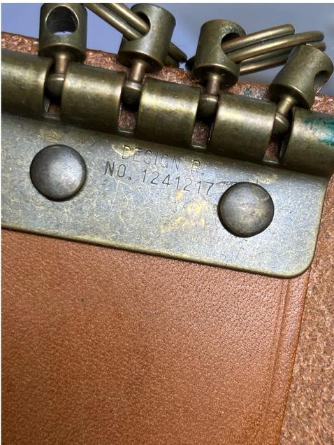 เคสใส่กุญแจหนังจาก Tsuchiya Kaban ของมือสอง