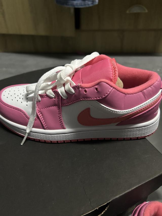 รองเท้าไนกี้จอร์แดนผู้หญิง 5