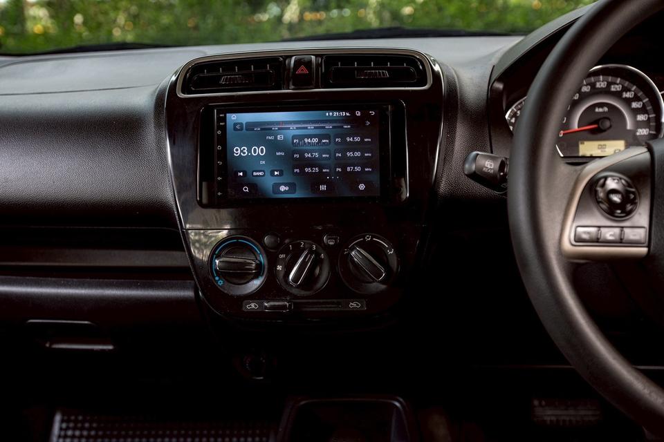 Mitsubishi Mirage 1.2 GLX ปี 2018 ออโต้ สีดำ  13