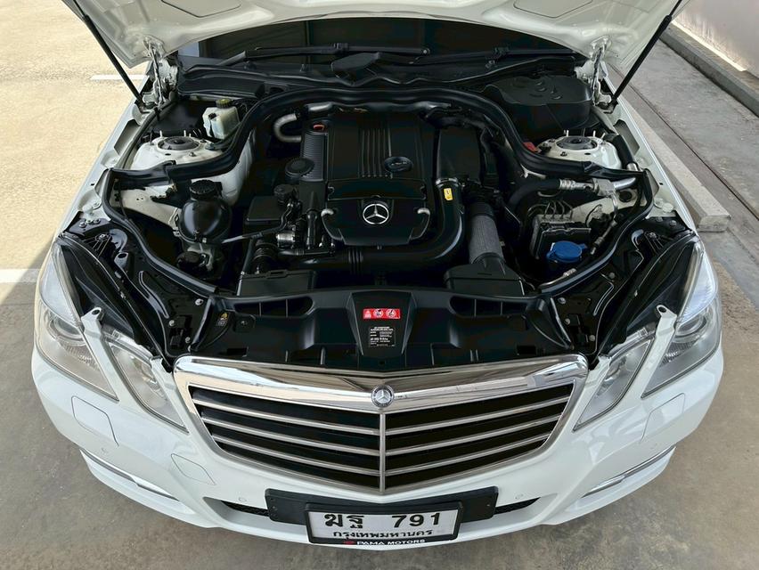 MERCEDES-BENZ E200 CGI Saloon (W212)1.8L Turbo 7G-Tronic BlueEfficiency 19