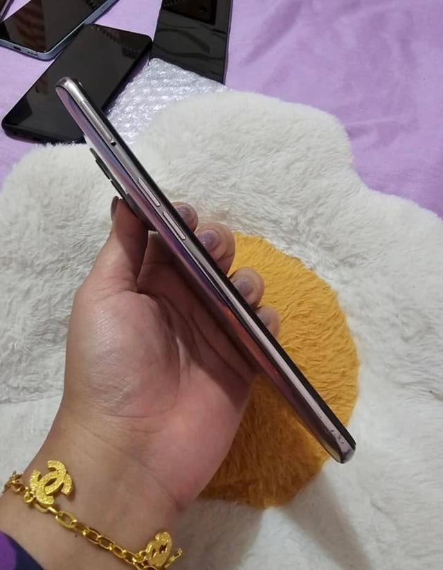 Oppo Reno 5 สีสวยๆ 4