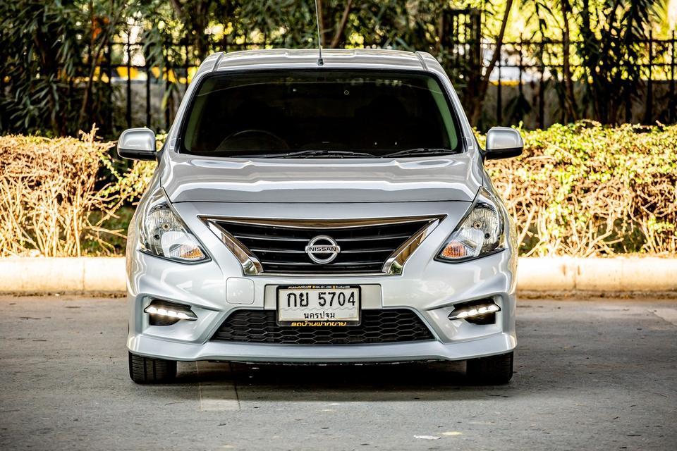 NISSAN ALMERA 1.2 E SPORTECH ปี 2018 สีบรอนซ์ มือเดียวป้ายแดง 2