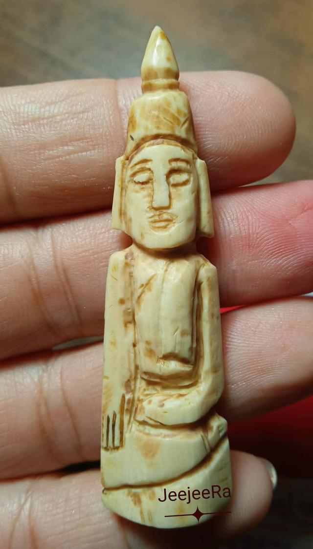 เก่าฉ่ำ แกะเดิมๆไม่ทราบศิลป์ที่ไหน