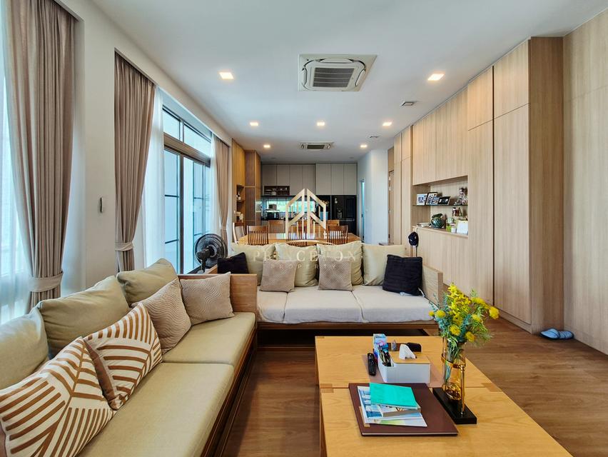 VIVE Rama 9 – Luxurious 3-Story Home in Modern Japanese Design 9