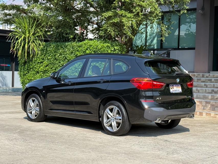 2020 BMW X1 20D MSPORT รถมือเดียวออกป้ายแดง รถวิ่งน้อย เข้าศูนย์ตามระยะ รถไม่เคยมีอุบัติเหตุครับ รูปที่ 6