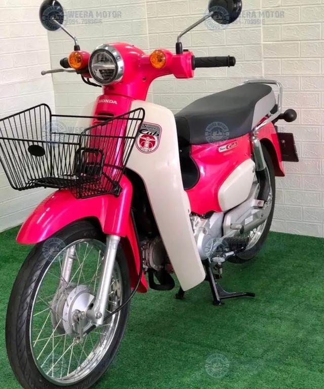 Honda super Cub สีชมพู 3