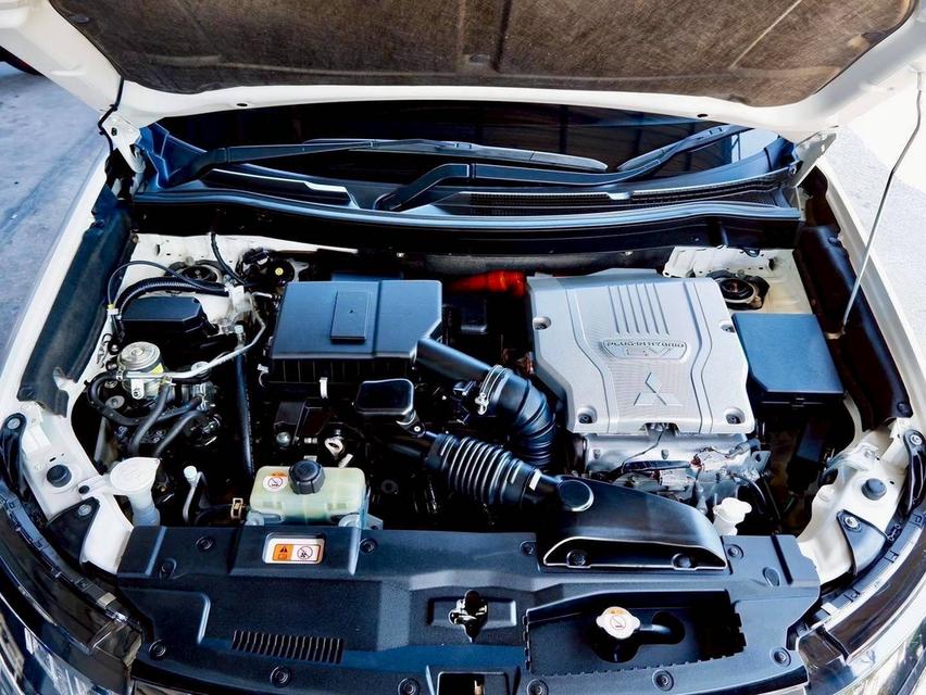 รหัสรถ PR1717 Mitsubishi Outlander PHEV ( มือเดียว ) GT-Premium Top Fulloption 9