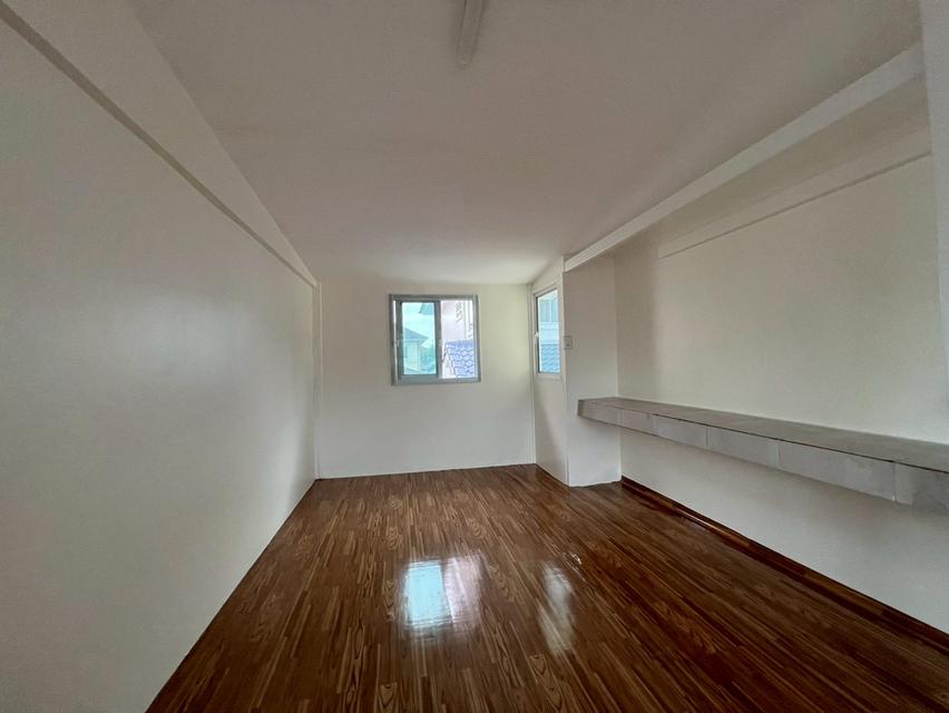 *ขาย บ้านเดี่ยวรีโนเวทใหม่ทั้งหลัง   51 ตรว. 8