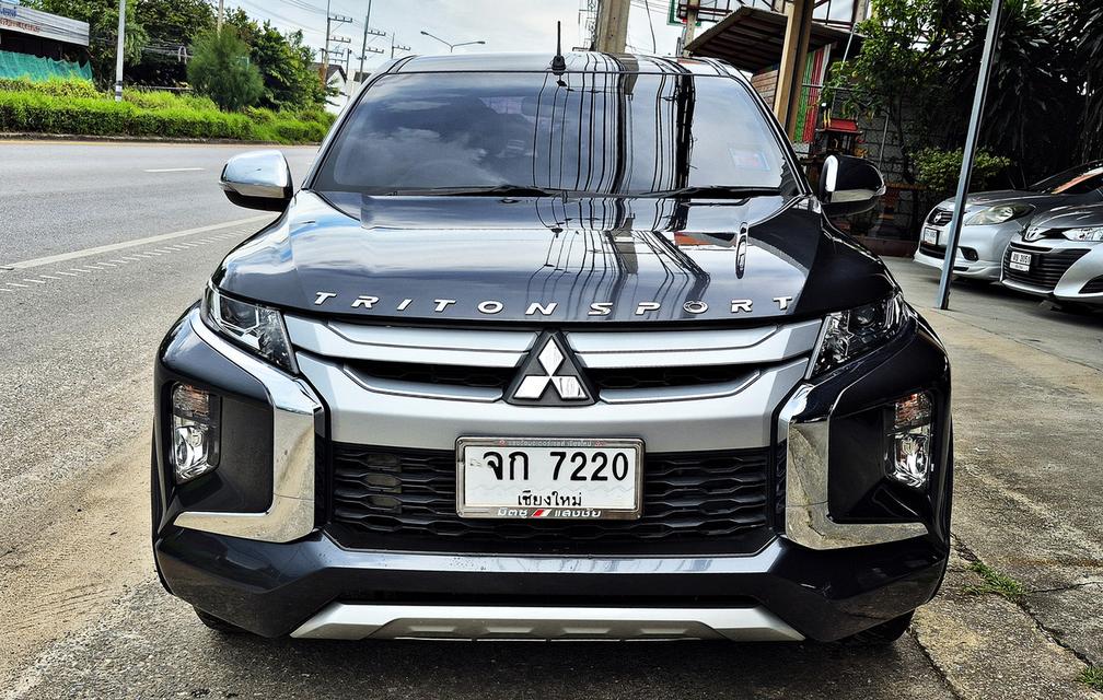 Mitsubishi 🔥 triton 4 ประตู ปี 2021 วิ่งน้อย รถบ้านมือเดียวไม่เคยชน
