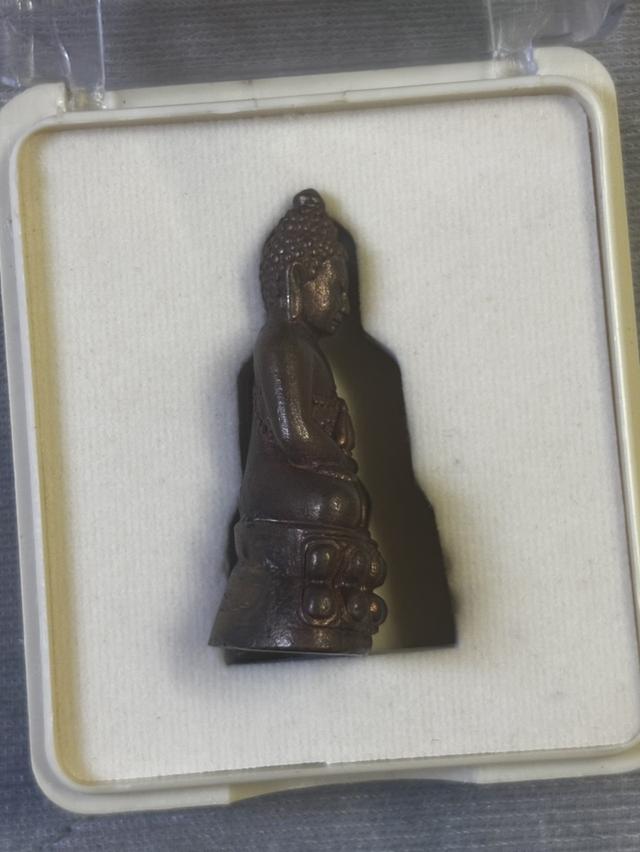 พระกริ่งนเรศวรเพ็ชรกลับ รุ่นแรก กองทัพภาคที่ 3 ปี 2544 กล่องเดิม หมายเลข 4626 กริ่งดังชัด รูปที่ 7