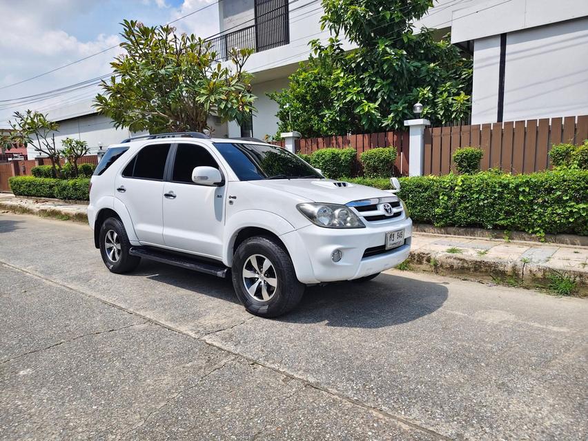 Toyota FORTUNER  ปี 2006 ตัวพิเศษเครื่อง  3.0 V Exclusive 4WD SUV ATรถสวย เดิมบาง พร้อมใช้งานเครื่องดี เกียร์ดี ขับดี แอร์เย็นขายราคา 268,000 บาท รูปที่ 9