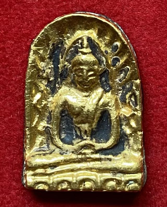 พระว่านหน้าทอง พิมพ์ซุ้มกอ กรุวัดบรมธาตุ กำแพงเพชร 1