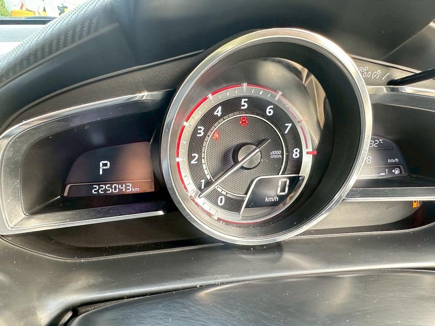 MAZDA 2 1.3 HIGH PLUS ปี 2015 Auto  17