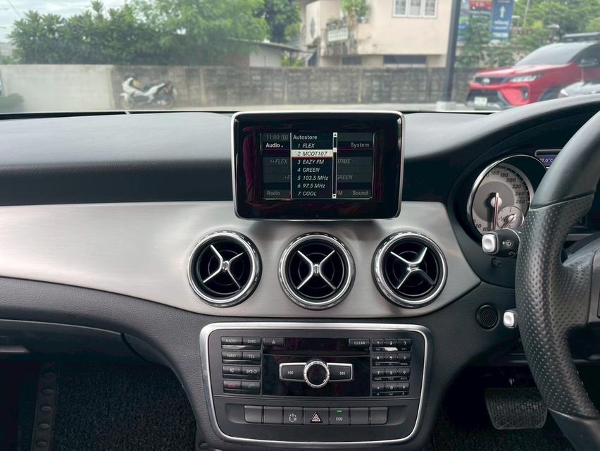 ปี 2014 BENZ GLA-CLASS, 200 โฉม W156 11