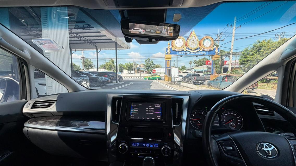 2019 TOYOTA VELLFIRE 2.5 ZG Edition สีขาว Milage 106,XXX KM ชุดแต่ง Modellista รอบคัน กระจกมองหลังเป็นกล้อง รูปที่ 10