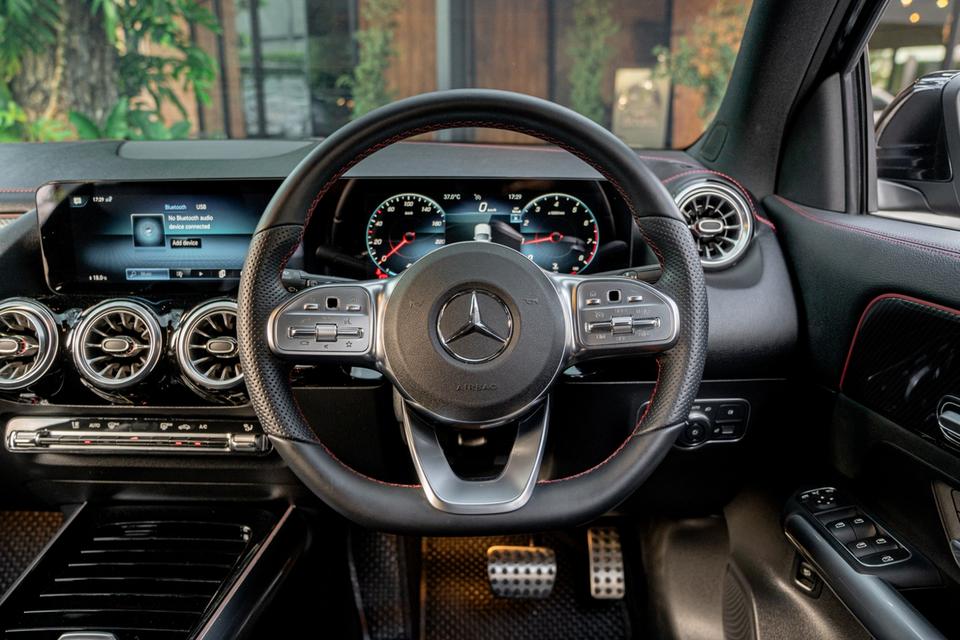 Mercedes-Benz GLA200 AMG Dynamic ปี 2023 ⏱️วิ่งน้อยสุด 2,400 km. พร้อม 𝐖𝐚𝐫𝐫𝐚𝐧𝐭𝐲 ศูนย์ 2 ปี ✨ 4