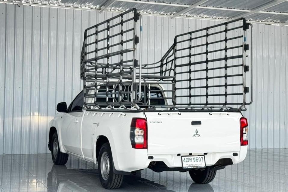 Mitsubishi Triton 2.5 GL Single Cab ดีเซล เกียร์ธรรมดา ปี2022 5
