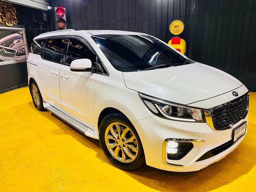 ปล่อยรถ Kia Carnival 2.2 Ex ปี 2019 2