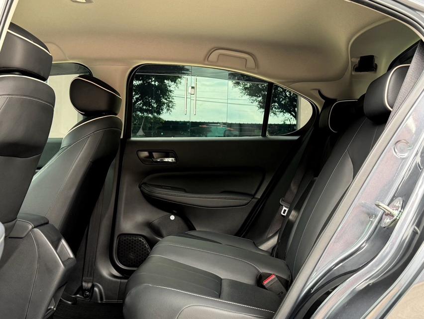 2023 HONDA CITY 1.0 TURBO SV รถมือเดียวออกป้ายแดง สภาพป้ายแดง วิ่งน้อยเพียง 18,000 กม รถไม่เคยมีอุบัติเหตุครับ 14