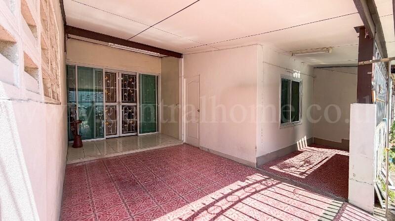 ทาวน์เฮ้าส์ พงษ์เพชร เคหะ แจ้งวัฒนะ 14 ใกล้รถไฟฟ้าสายสีชมพู 2