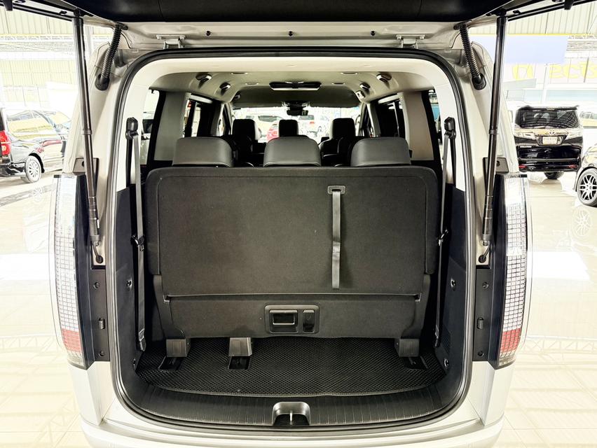 Hyundai Staria 2.2 SEL (ปี 2021) Wagon AT 17